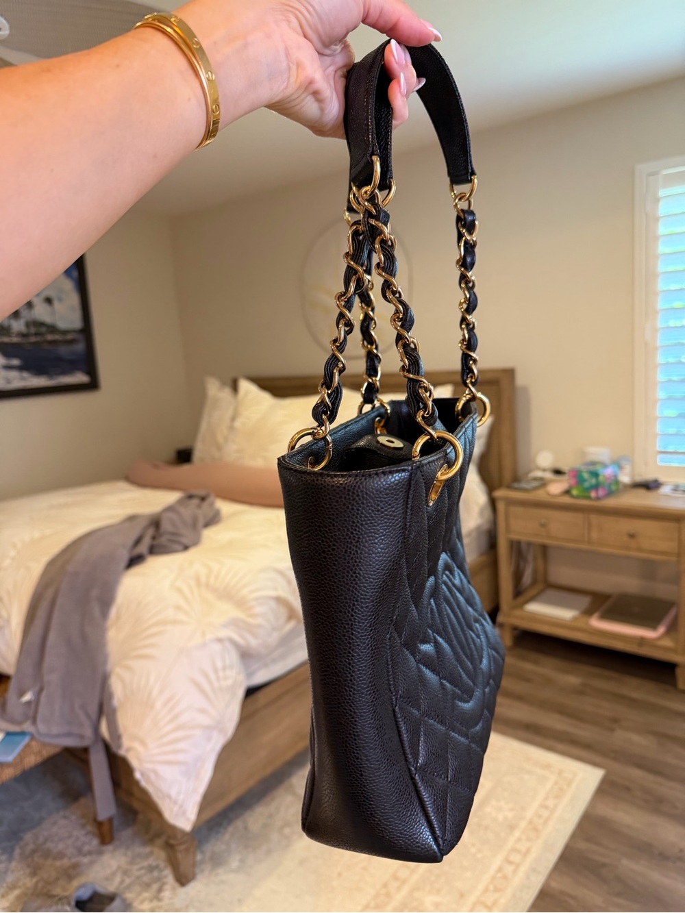 Chanel Black Quilted Leather Petite Shopping Tote with Gold Chain Straps - Picture 3 of 8